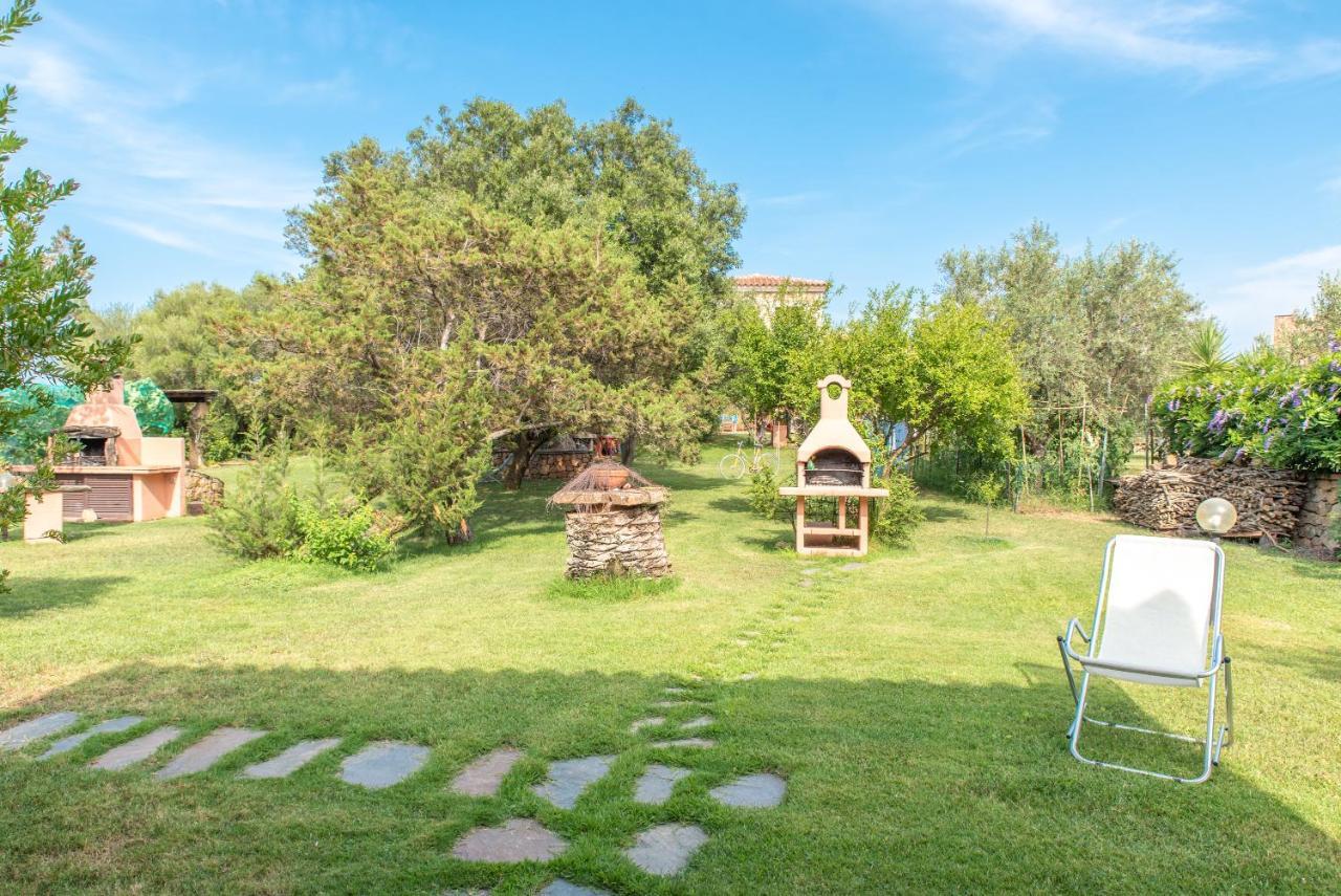 Villetta Corbezzolo San Teodoro  Exteriör bild